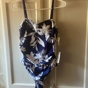 Bathing suit one piece